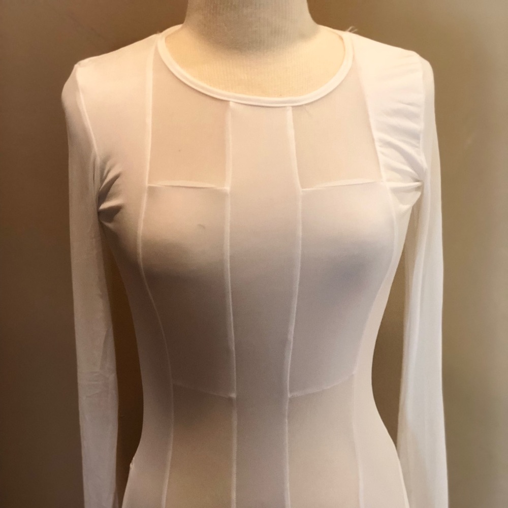 White bodycon dress